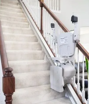 Bruno Elan Straight Indoor Stairlift SRE-3050 feature detail — Phoenix stair lifts by Electropedic